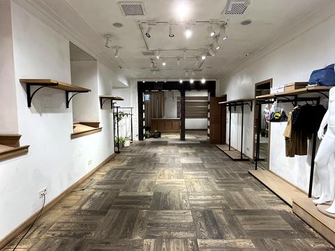 комерційна за адресою Яворницького вул., 6