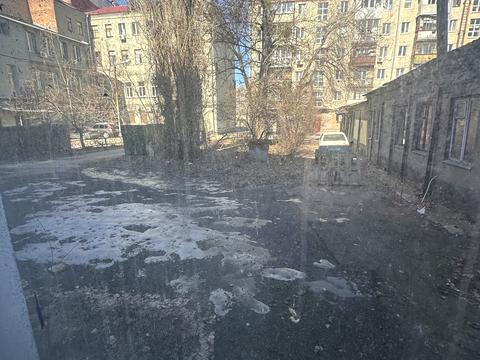 комерційна за адресою Кооперативна вул., 18