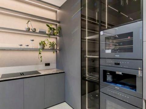 квартира за адресою Андрія Верхогляда вул. (Михайла Драгомирова), 17-Б