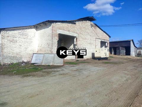 комерційна за адресою Шевченка вул., 1