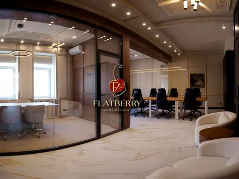 комерційна за адресою Еспланадна вул., 32в