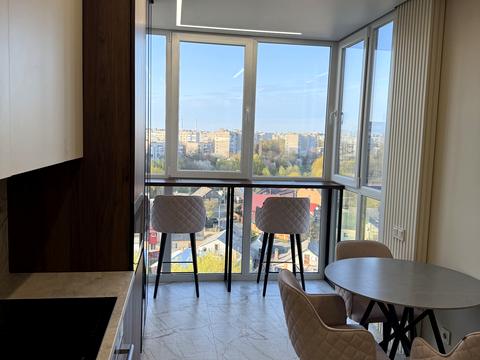 квартира по адресу Вячеслава Черновола ул. (В'ячеслава Чорновола), 7