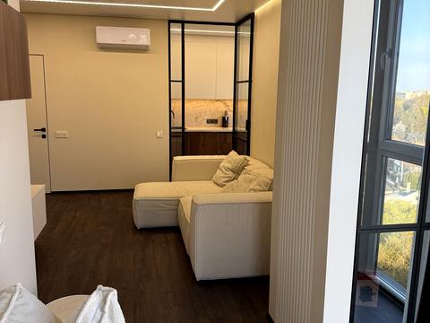 квартира по адресу Вячеслава Черновола ул. (В'ячеслава Чорновола), 7