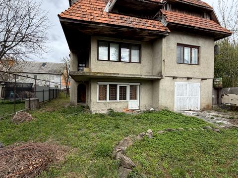 будинок за адресою Шутка