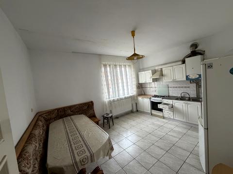 будинок за адресою Шутка