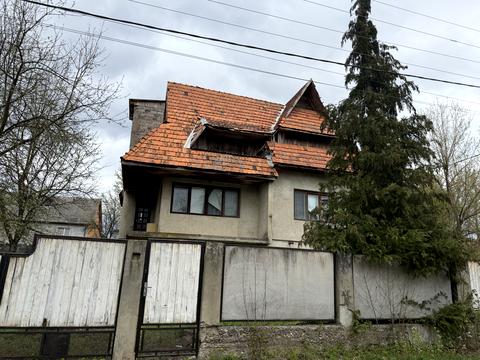 будинок за адресою Шутка