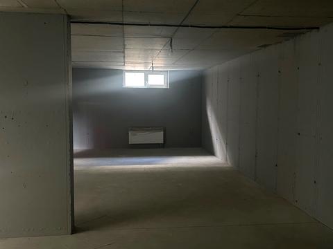 комерційна за адресою Щирецька вул., 36