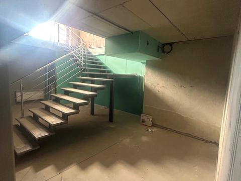 комерційна за адресою Щирецька вул., 36