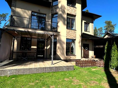 дом по адресу Українська ул., 12Д