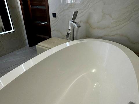 дом по адресу Українська ул., 12Д