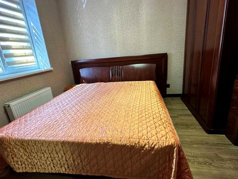 дом по адресу Українська ул., 12Д