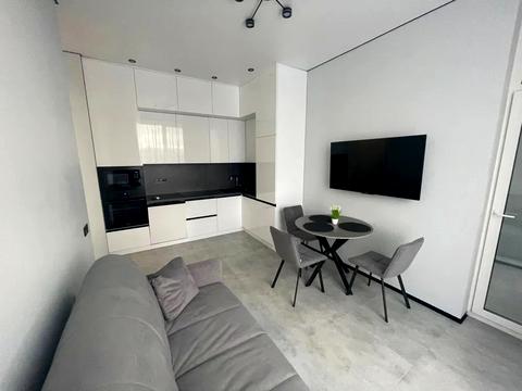 квартира за адресою Салютна вул., 2к8