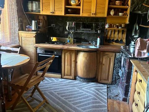 будинок за адресою Бистрицька, 10