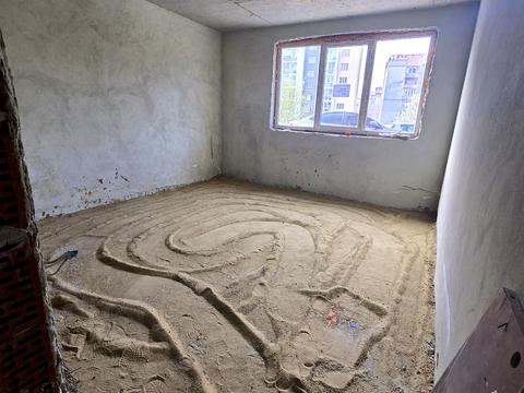 комерційна за адресою Джона Ленона вул., 3