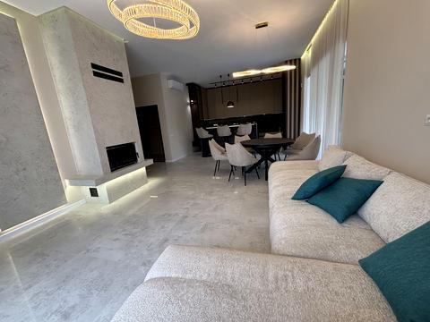 будинок за адресою Дружби, 100