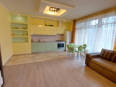 квартира за адресою Замковецька вул., 108