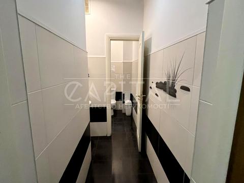 коммерческая по адресу Амвросия Бучмы бульв., 5/1