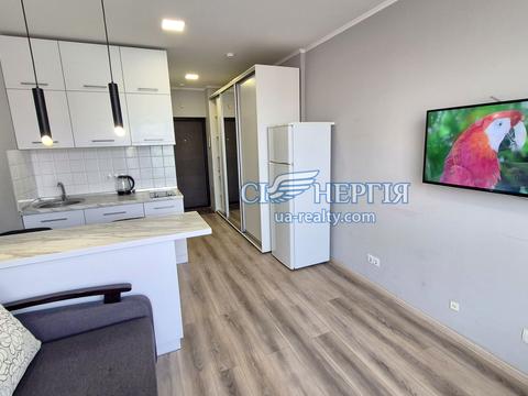 квартира за адресою Соборності просп. (Возз'єднання), 17 к2