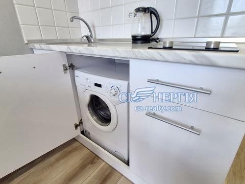 квартира за адресою Соборності просп. (Возз'єднання), 17 к2