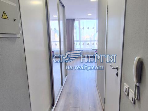 квартира за адресою Соборності просп. (Возз'єднання), 17 к2