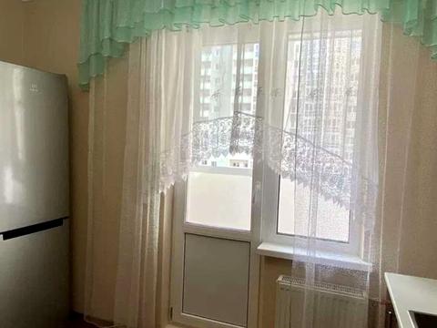 квартира за адресою Софії Русової вул., 7