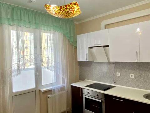 квартира за адресою Софії Русової вул., 7