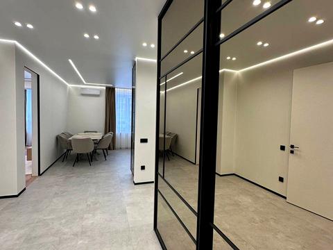 квартира за адресою Приозерна вул., 42