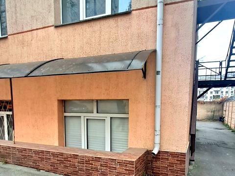 комерційна за адресою Предславинська вул., 34Б