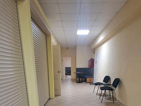 комерційна за адресою Предславинська вул., 34Б