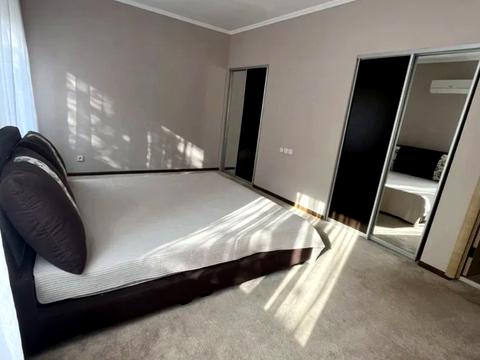 будинок за адресою Центральна