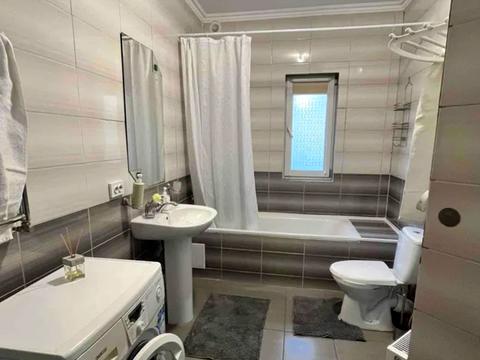 будинок за адресою Центральна