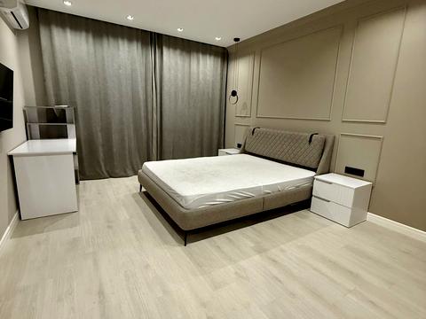 квартира за адресою Софії Русової вул., 5