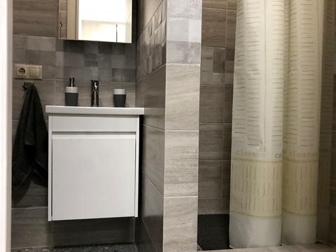 квартира за адресою Софії Русової вул., 5