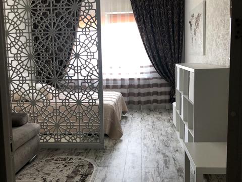 квартира за адресою Софії Русової вул., 5