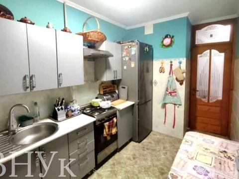 квартира по адресу Героев Крут бульв. (Героїв Сталінграду), 2