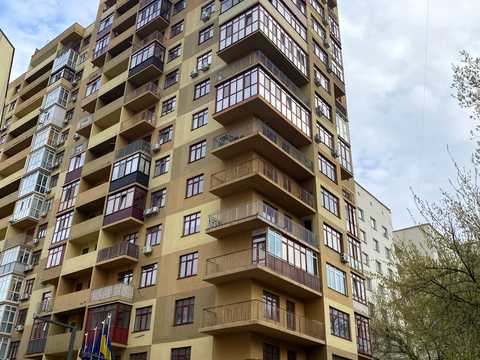 квартира за адресою Євгена Коновальця вул. (Щорса), 36-Е