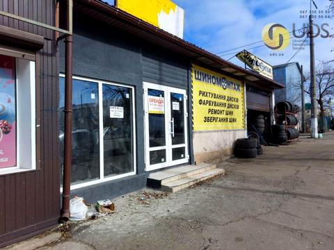 комерційна за адресою Райдужна вул., 27Б