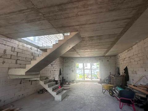 дом по адресу  ул.