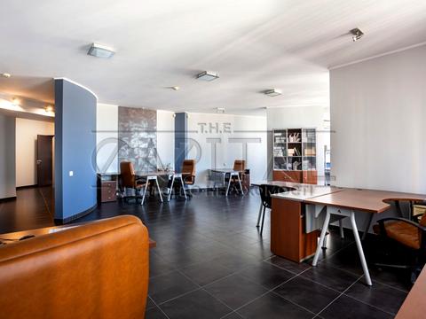 комерційна за адресою Микільсько-Слобідська вул., 2-В