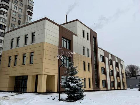 комерційна за адресою Святошинська вул., 4