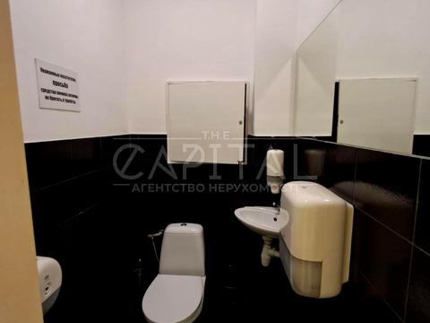 комерційна за адресою Басейна вул., 7