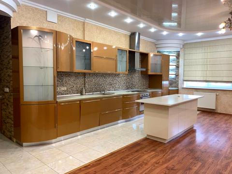 квартира за адресою Євгена Коновальця вул. (Щорса), 32-А