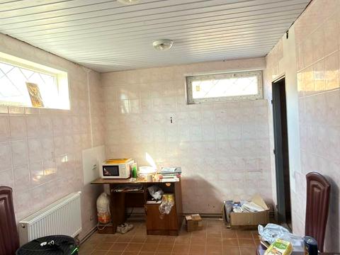 коммерческая по адресу с. Здолбица, Заставя, 2