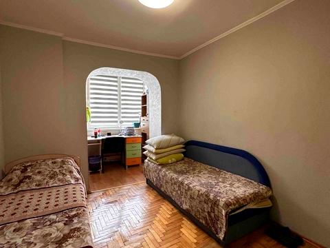 квартира за адресою Володимира Івасюка вул., 17