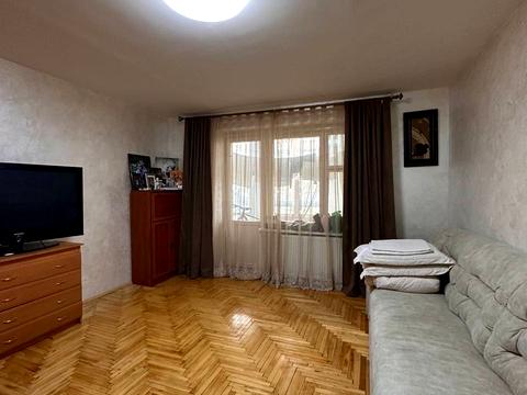 квартира за адресою Володимира Івасюка вул., 17