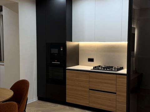 квартира за адресою Приозерна вул., 42