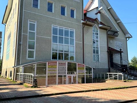 комерційна за адресою Героїв України вул., 2 А