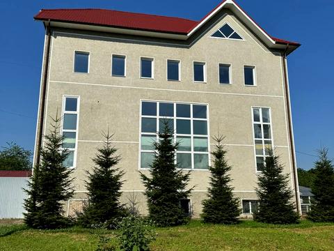 комерційна за адресою Героїв України вул., 2 А