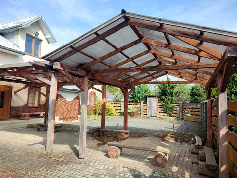 коммерческая по адресу Коновальця, 2А