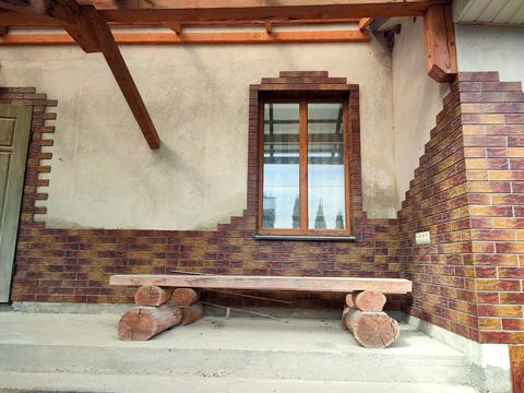 коммерческая по адресу Коновальця, 2А